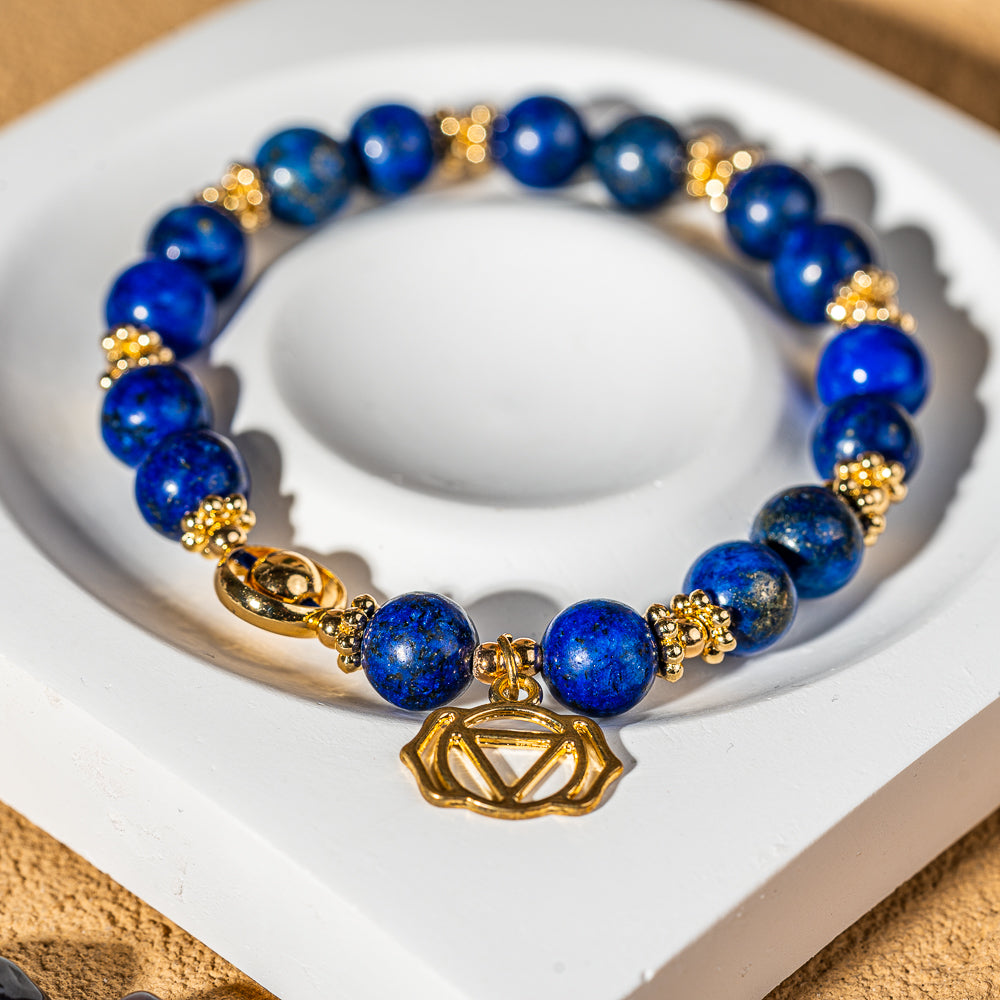 Crystelling Lips Lazuli Bracelet with Third Eye Chakra Sign