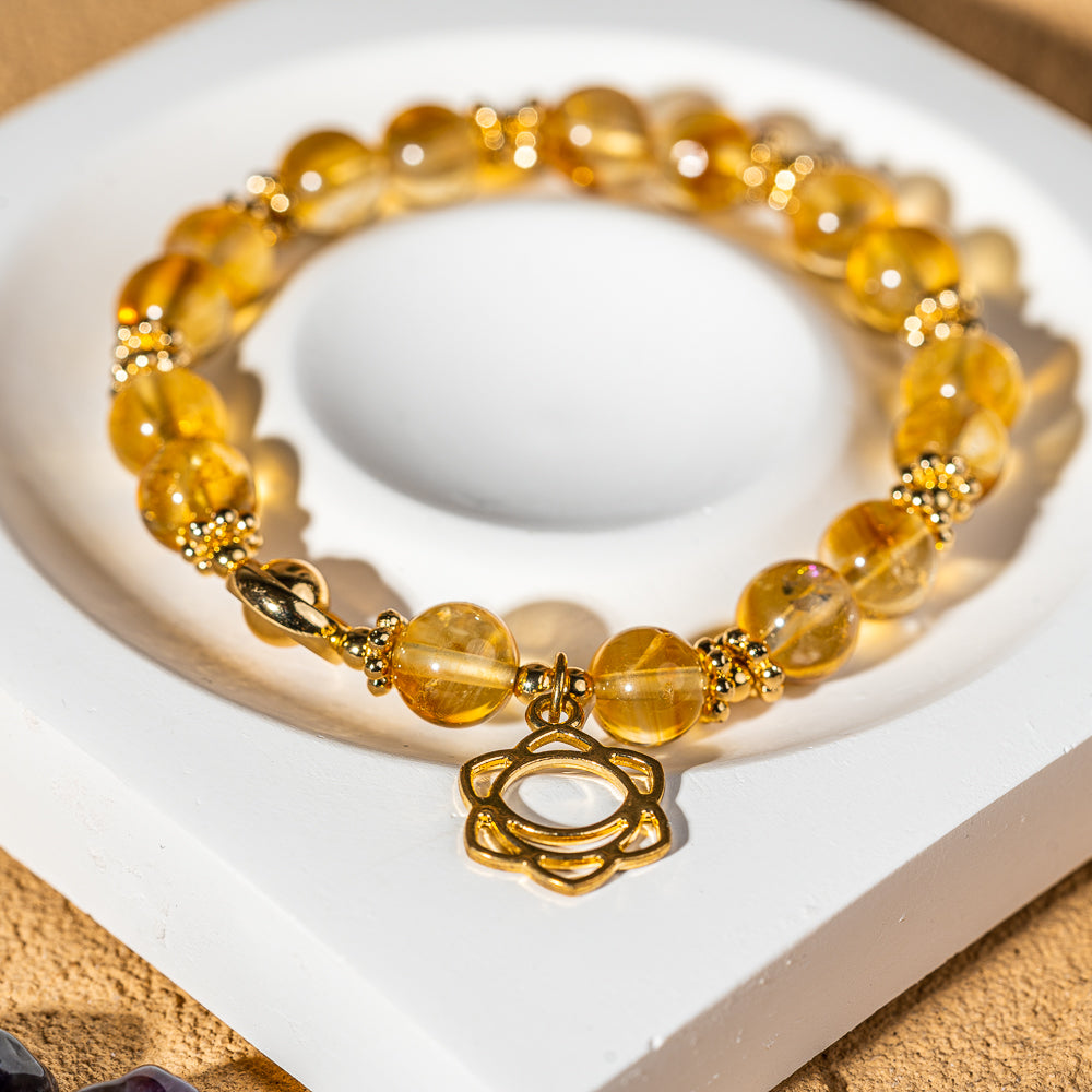 Crystelling Citrine Bracelet with Solar Plexus Chakra Sign